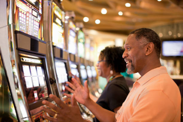 super138 alternatif platform interface showing slot games and payment options